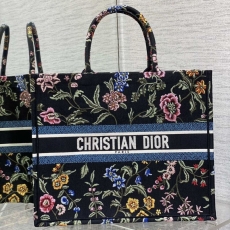 Christian Dior Shopping Bags